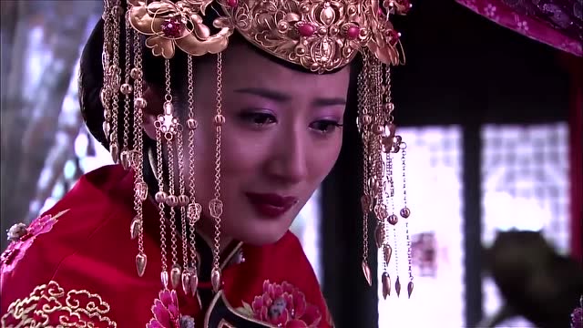 完美新娘:女子被逼无奈嫁给自己不喜欢的男人,在袖口里竟藏了把刀