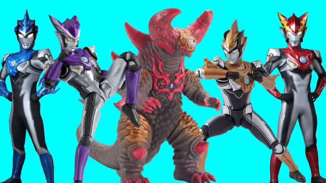 罗布奥特曼玩具!罗索布鲁奥特曼多种形态大战怪兽哥莫拉