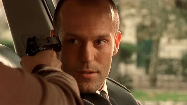 非常人贩:小伙告诉歹徒人太多到不到目的地,歹徒哥竟干掉了一个人