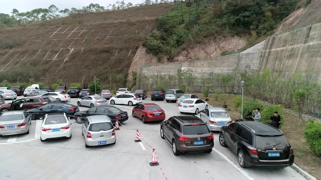 大年初六的瓦溪服务区