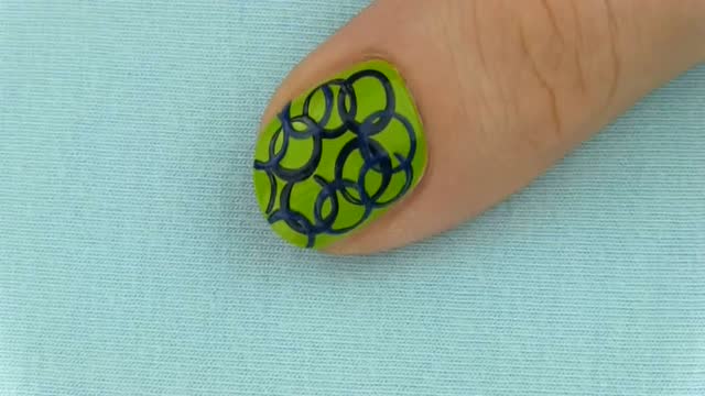 用吸管做出的美甲,既简单又好看,创意无限