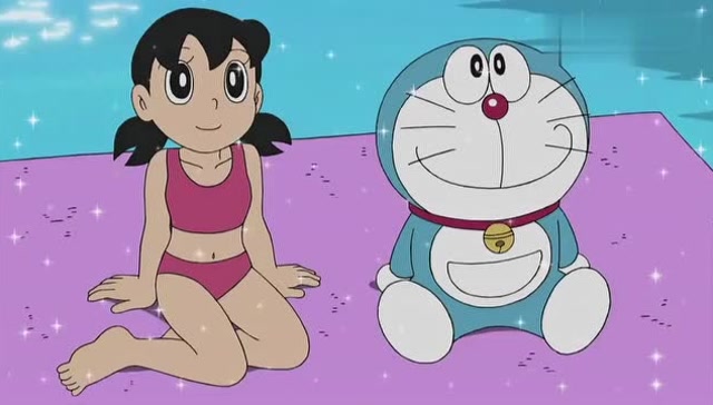 哆啦a梦:大雄骑虎鲸给静香表演跳跃,结果泳裤掉在静香脸上!