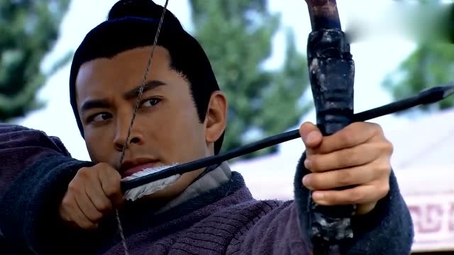 岳飞比试射箭,没想到一个个弓全拉坏,元帅直接拿出神臂弓!