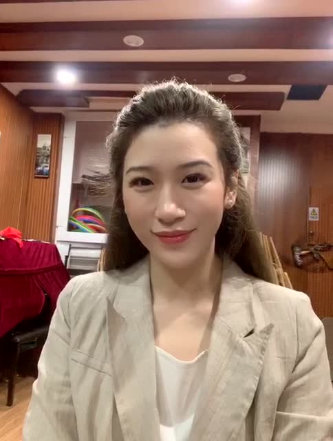 丁雪儿预祝6月25日快闪活动圆满成功