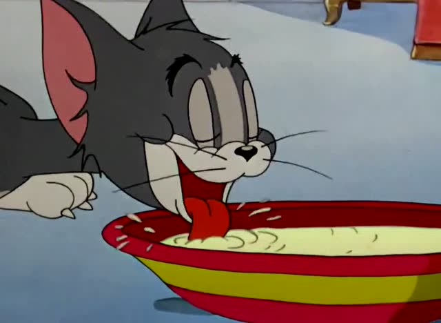 猫和老鼠:杰瑞你不是吃奶酪吗,为什么要抢汤姆的牛奶,太奇怪了