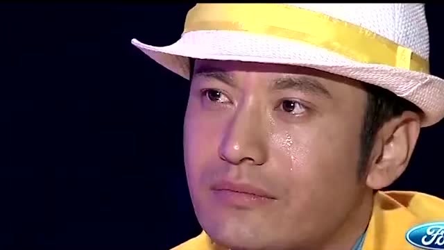 流浪歌手为爱而唱,一首《父亲》感动全场,韩红李玟现场哭到失控