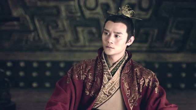 琅琊榜:沈追恳请靖王救旱灾和蝗灾的百姓,争当赈灾主事人