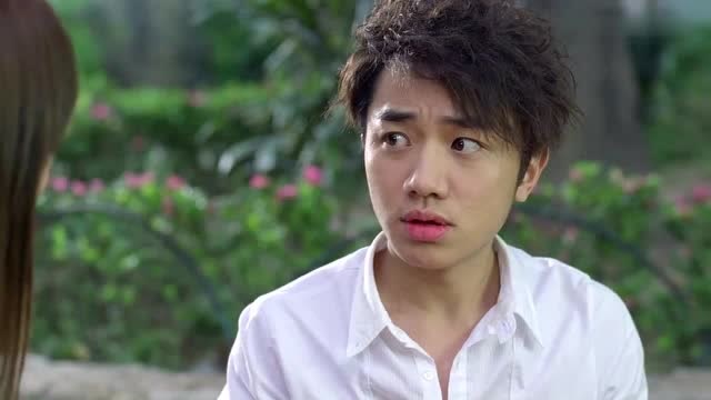 矮仔多情:王祖蓝发现杨颖是富家女,立马开心,终于门当户对了!