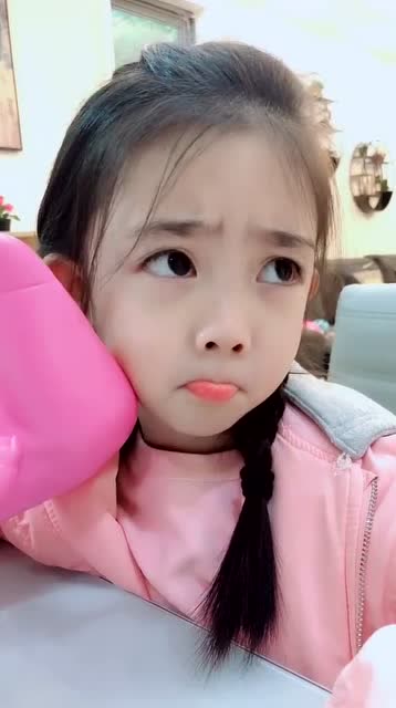 小公主刘怡歆,声音太甜美了,看得完全移不开眼!