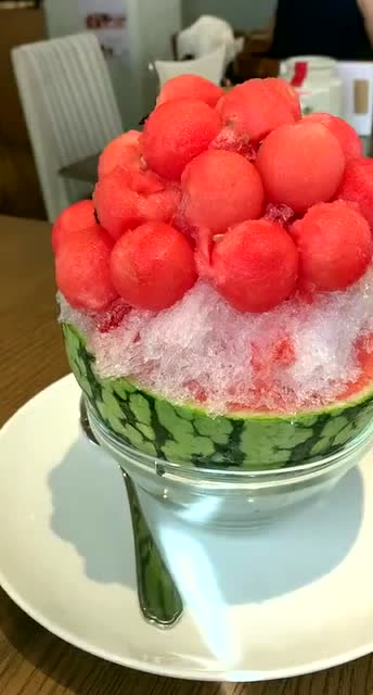 日本餐厅非常有人气的西瓜炒冰