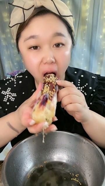 海绵冰配上苦荞一起吃这味道真是没得说了