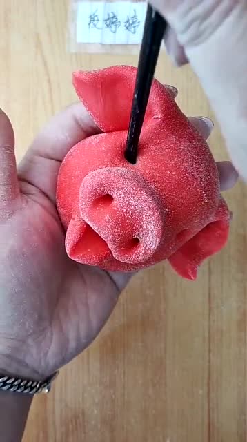 原来捏个猪头这么简单!