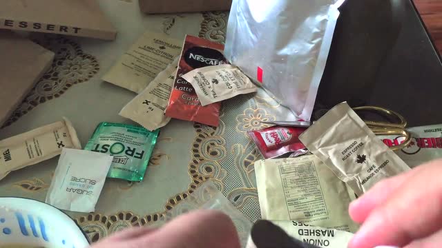 加拿大军粮试吃_bilibili