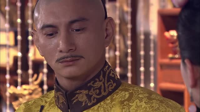 步步惊心:皇上和若曦聊天,不料皇上竟哭了起来,甚是恐怖