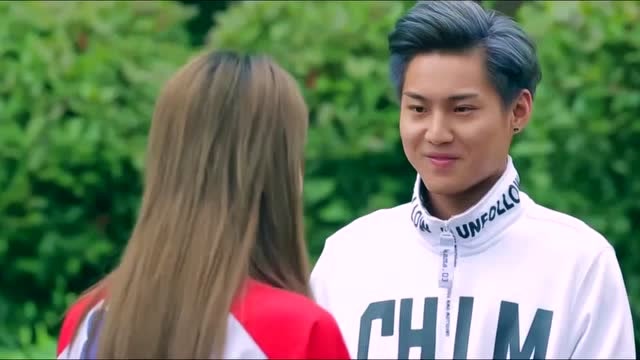 陈小硕演唱的《最美我们》