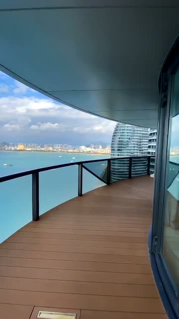 三亚凤凰岛,无敌海景,超大的阳台遇见美好