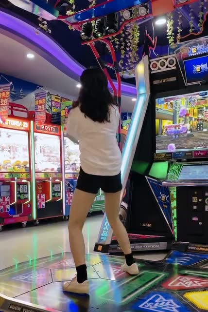 跳舞机版你最最最重要,创造营的小姐姐真的是太棒啦!