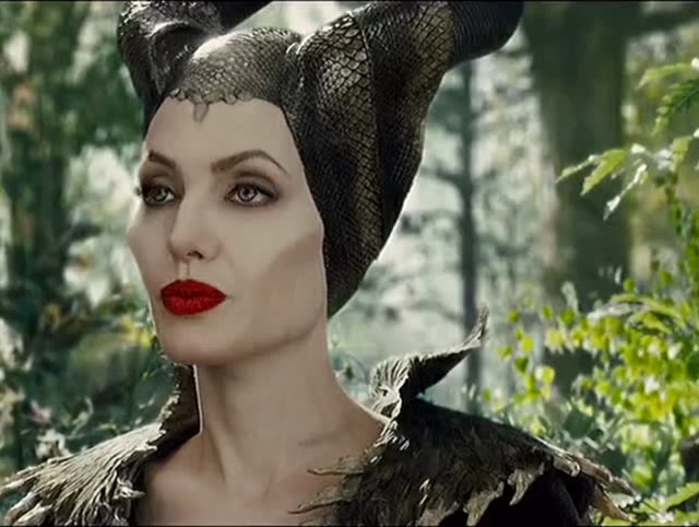 这大概就是典型的刀子嘴豆腐心吧?仙女教母的魅力细细品!