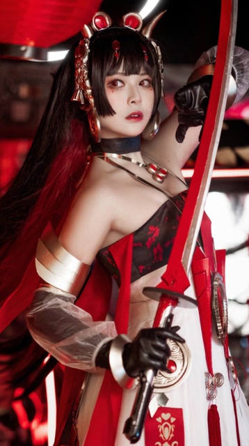 《战双帕弥什》露西亚·鸦羽【朱云流霭】cos02cn:w百合欧皇子w