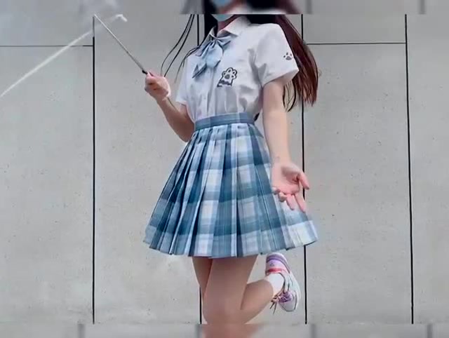 jk制服变装:这么热的七月,暗恋都要变成热恋了