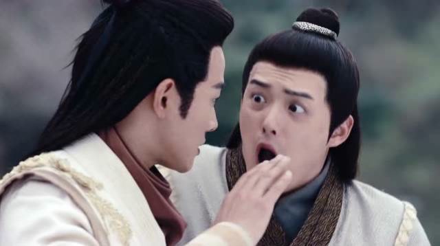 锦绣未央:拓跋浚你个大骗子,怎么又踩承德小可爱的脚,踩你你不疼啊