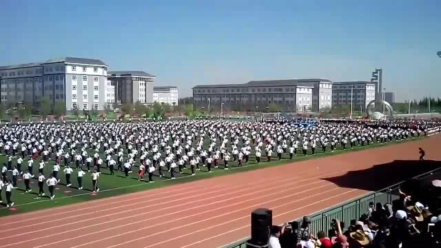 新疆昌吉职业技术学院图片