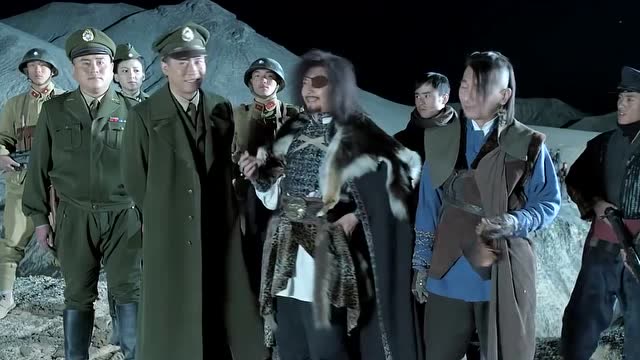 擒狼:章世光恭维着薛红狼,这让薛红狼十分得意