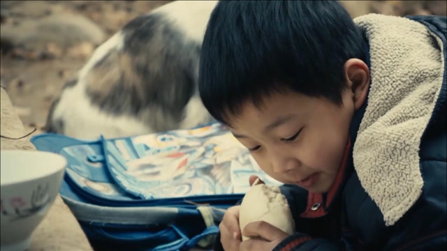 念书的孩子:这部无评分但却深入人心的电影,再一次看哭众人