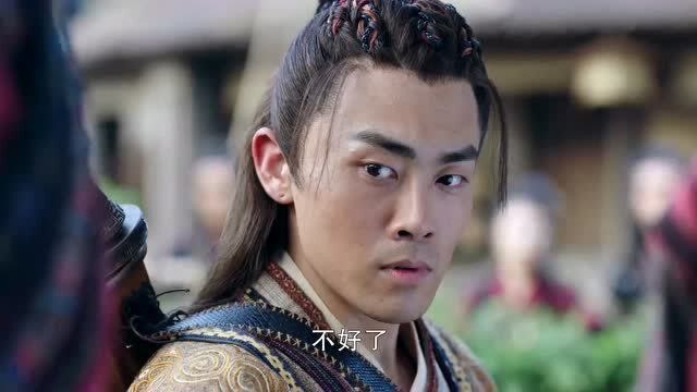 有翡:杨黑炭差点被废了,听到李妍闯进了禁区,撒腿就跑啊!