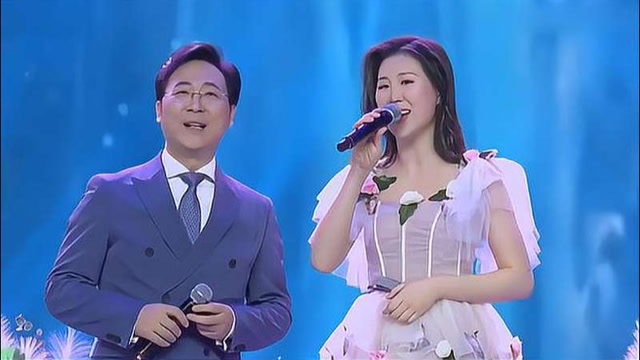 廖昌永与女儿天籁对唱《蝴蝶泉边》,堪称经典,这才是真艺术家!