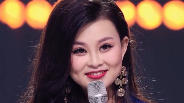 这美女有魅力,捞仔老师亲自为她写歌,连雷佳都说:我好羡慕你