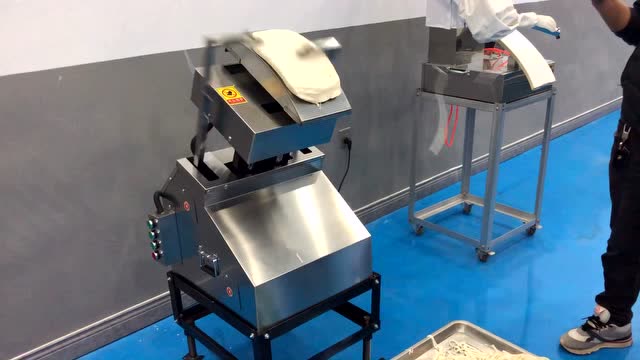 亳州机器人刀削面粗细均匀 速度可调节