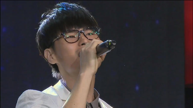 中国好声音学员权振东演唱《亲爱的小孩》,歌声深沉,感人肺腑!