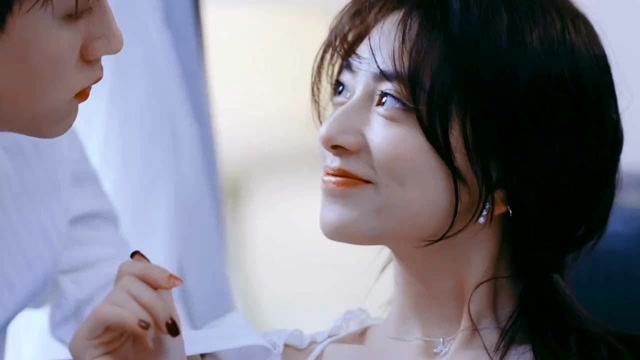 艾佳今阳你俩真棒,亲着亲着就结婚了.