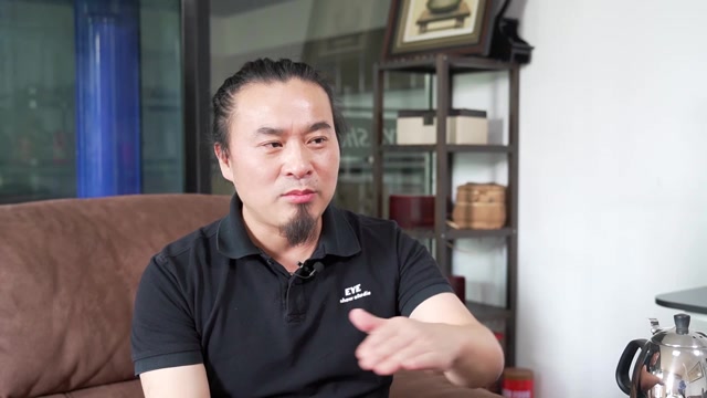 卢晓伟访谈视频