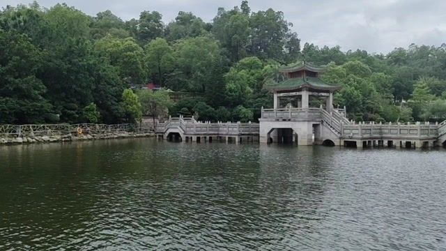 实拍广东梅州丰顺万佛园,风景优美