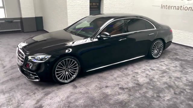 2021款奔驰s400到货全方位了解实车给个不买的理由