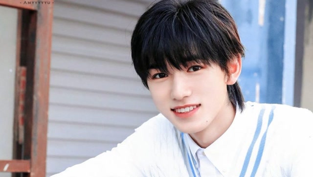 tnt时代少年团 #宋亚轩 宋亚轩名场面合集与金句高光时刻,宋小漂亮不