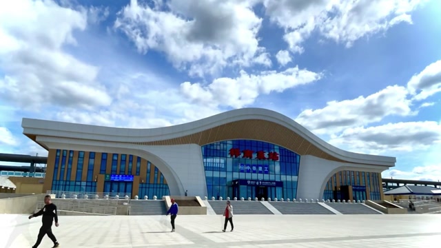 "七星精神,美丽桦南"桦南东站