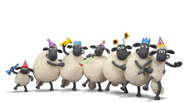 小羊模仿人类去餐厅吃饭!出"羊"相了吧!