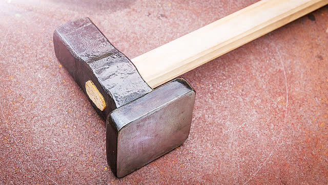 牛人自制异形锤子,原来是这个作用