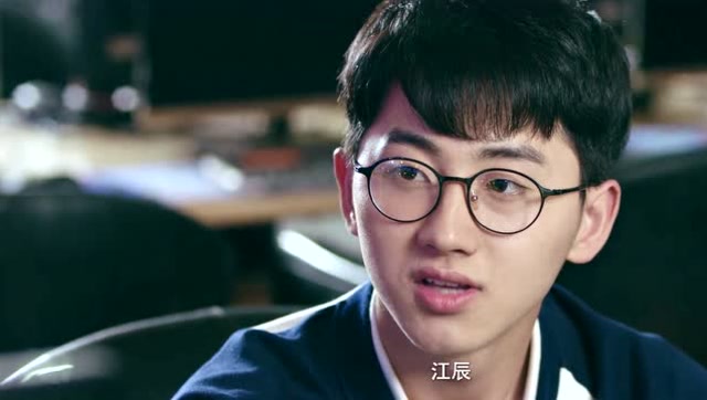 《致我们单纯的小美好》陆扬这句话就看出,江辰时刻关注着陈小希