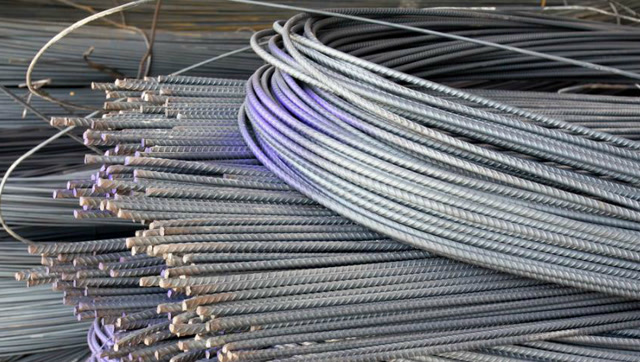 全自动钢筋弯箍机,自动拾料架伺服控制准确定位,减少劳动力