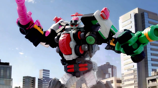 警察战队巡逻凯撒机器人初次登场,激战大怪兽