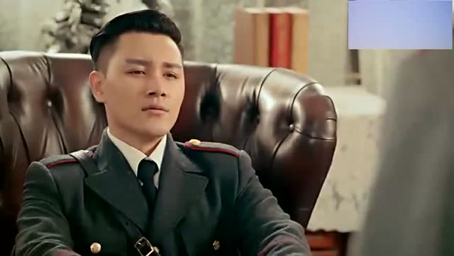 副官知道了陈皮的罪名,打算会上一会!