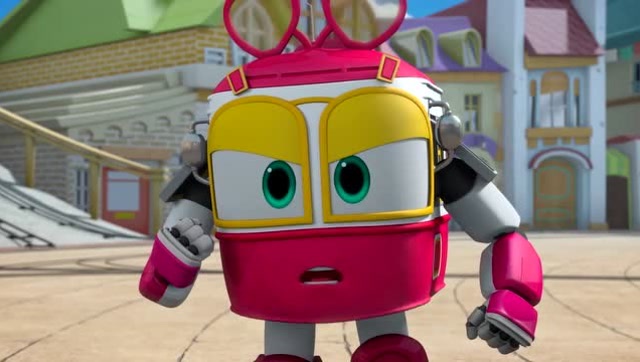 变形火车的新装备 好像有点不适应 动画片