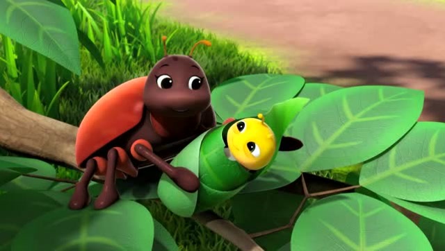 这个叶子包包果然是好宝物,即是橡皮虫宝宝的被子又是他的食物