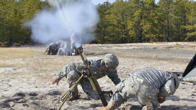 二战产量高达71630门的grw34迫击炮