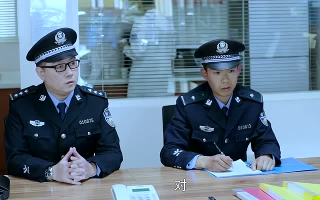 急诊科医生:张嘉译实话实说介绍病人的情况,而魏警官却犹豫了!
