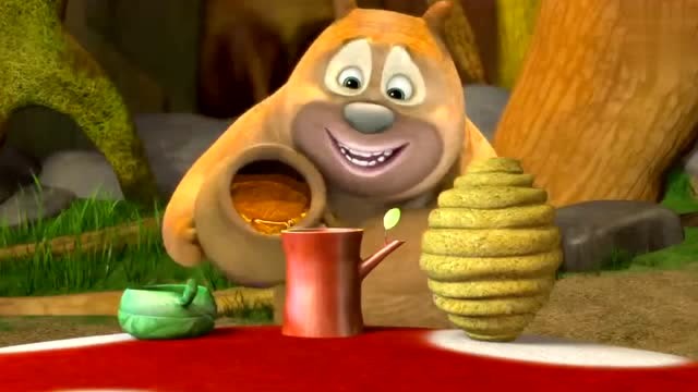 熊熊乐园:涂涂来熊二家做客,它们准备了蜂蜜给涂涂吃